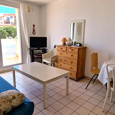 Climatise Avec Parking, Proche - Fr-1-309-74 Appartement