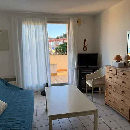 Climatise Avec Parking, Proche - Fr-1-309-74 Appartement *